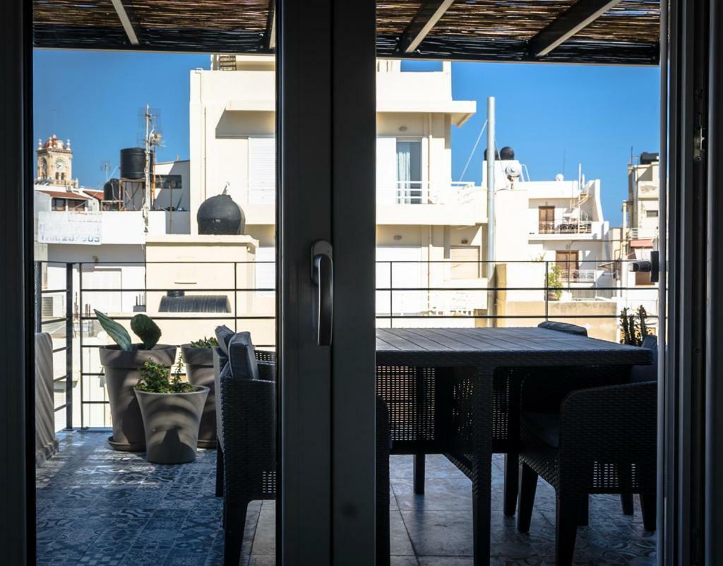 Yasemi Superb Two Floor Apartment Heraklion  Exterior photo